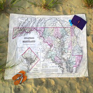 NEW without TAGS PLUSH Vintage State map of Delaware & Maryland, MD Blanket